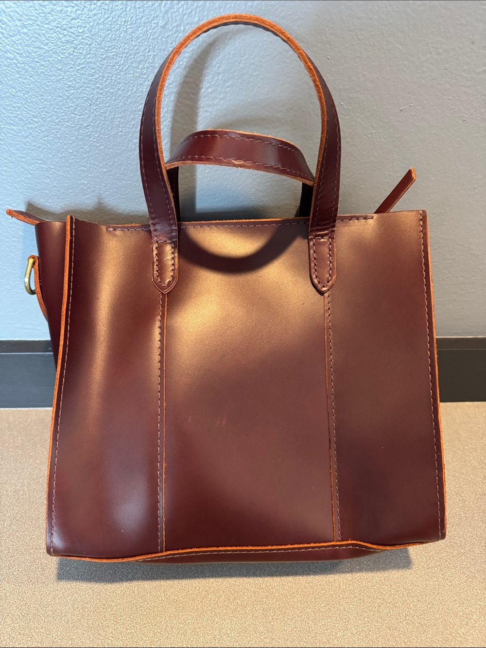 Portland Leather Goods - Lola Crossbody Bag - Picture 3 of 6